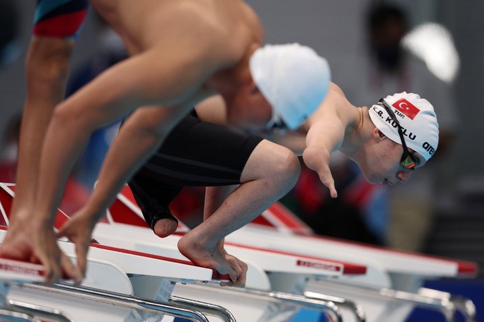 Paralimpik Oyunlar'da yüzme takımı, bayrak yarışında finalde