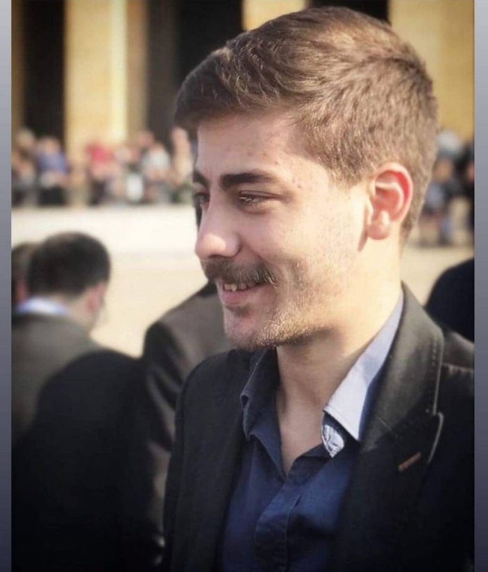 Kazada ölen astsubayın cenaze namazını imam babası kıldırdı
