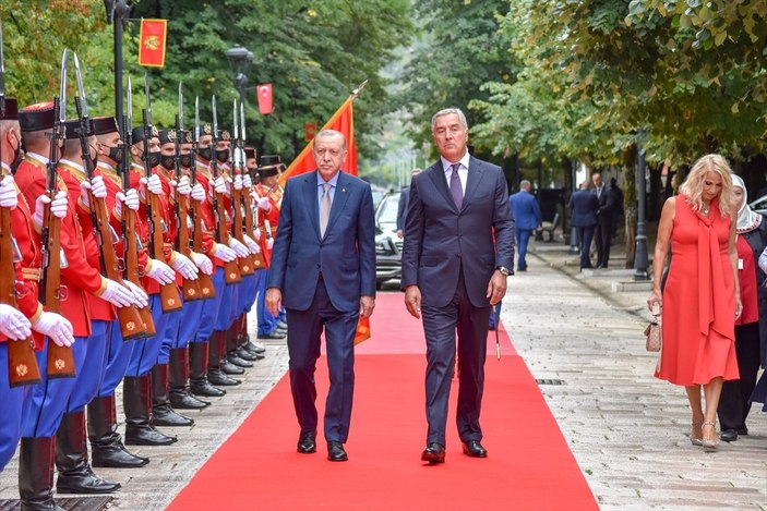 Cumhurbaşkanı Erdoğan Karadağ'da