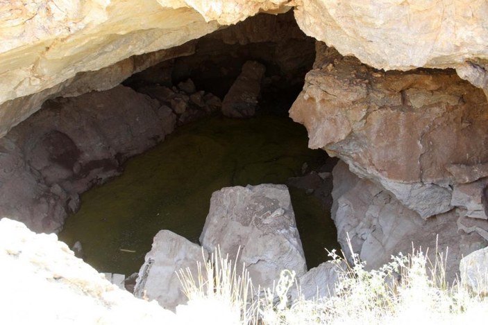Sivas'taki gizemli mağara da kuraklıktan etkilendi: Suyu çekildi