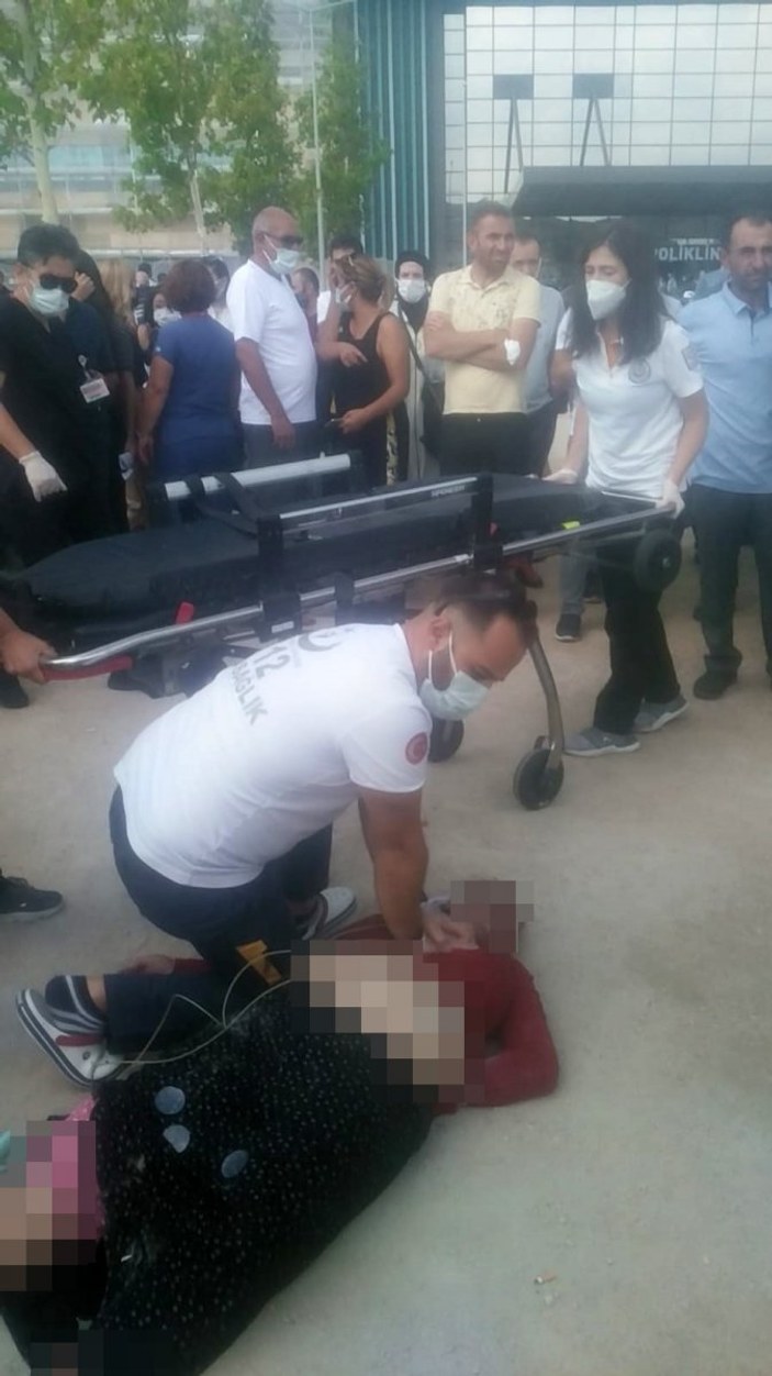 Bursa’da, hastane bahçesinde kalp krizi geçiren kadın öldü