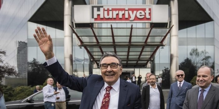 Hürriyet gazetesi, Ertuğrul Özkök ile yollarını ayırdı