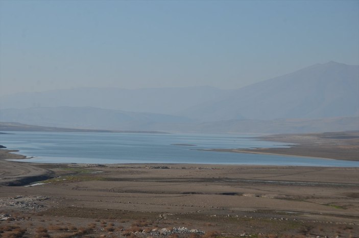 Muş Alparslan-1 Barajı'nda kuraklık