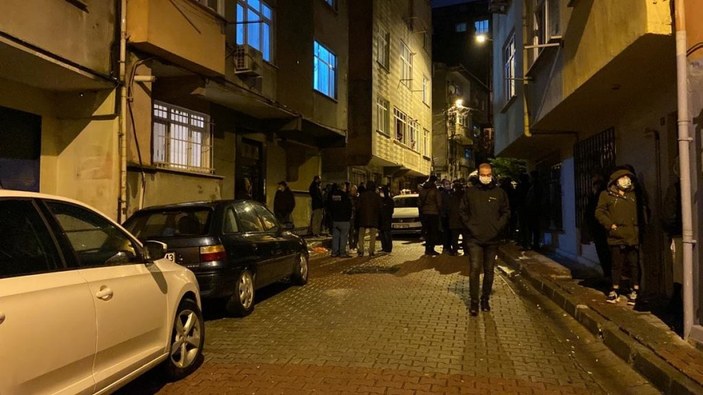 İstanbul'da 16 yaşındaki Berke, yalnız yaşadığı evde ölü bulundu