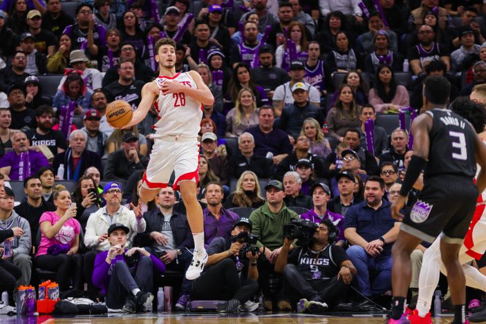 Alperen Şengün'den formalı yardım kampanyası