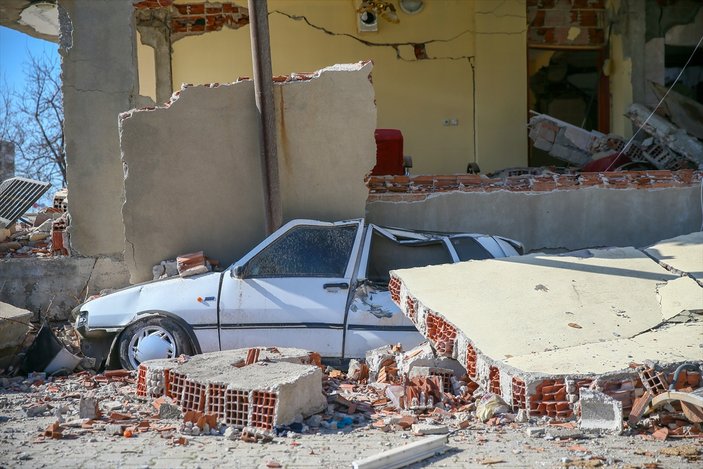 11 ilde deprem soruşturması: 203 kişi tutuklandı