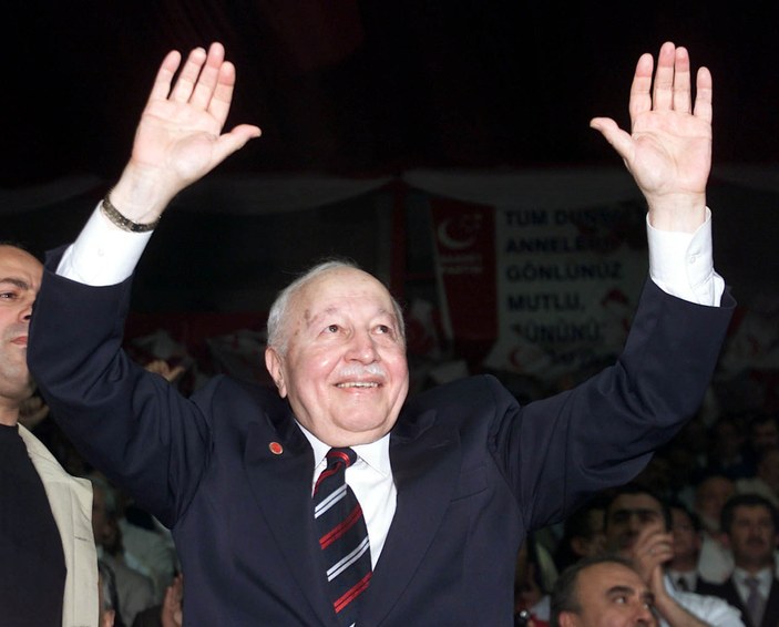 Türk demokrasisinin kara lekesi! 28 Şubat postmodern darbesinin üzerinden 26 yıl geçti