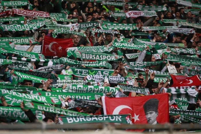 Süleyman Soylu’dan Bursaspor-Amedspor maçı ile ilgili açıklama: Kamu görevlileri açığa alındı