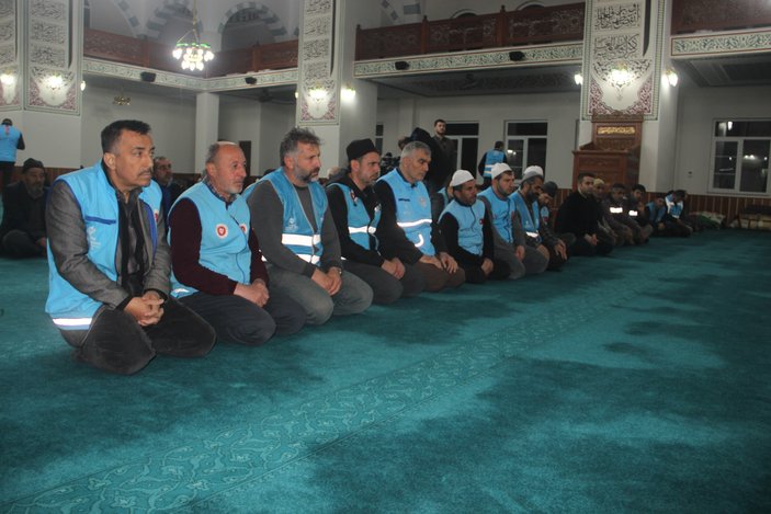 Berat Kandili nedeniyle Ayasofya Camii'ne akın edildi