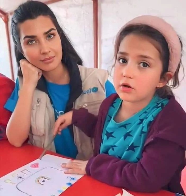 Tuba Büyüküstün'den depremzede çocuklar için destek çağrısı