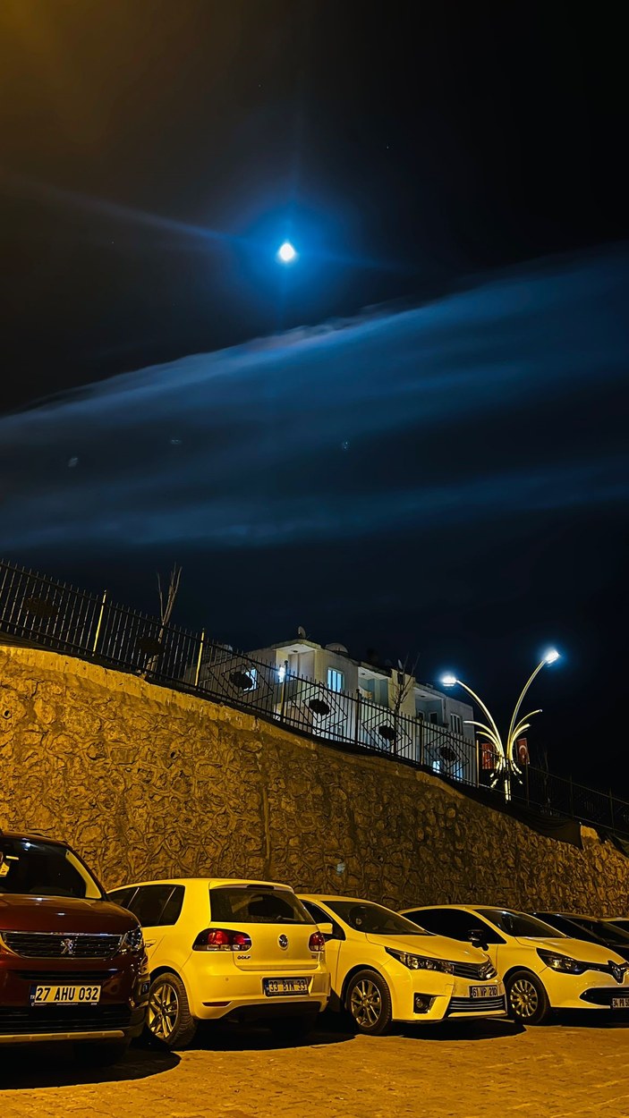 Şırnak'ta gökyüzündeki esrarengiz görüntü dikkat çekti