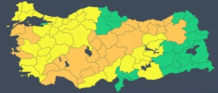 Türkiye'ye kış geri döndü! 57 ile turuncu ve sarı kodlu yağış uyarısı...