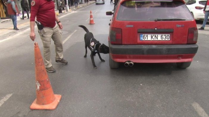 Kadıköy'de helikopter destekli 'Türkiye Güven Huzur' uygulaması