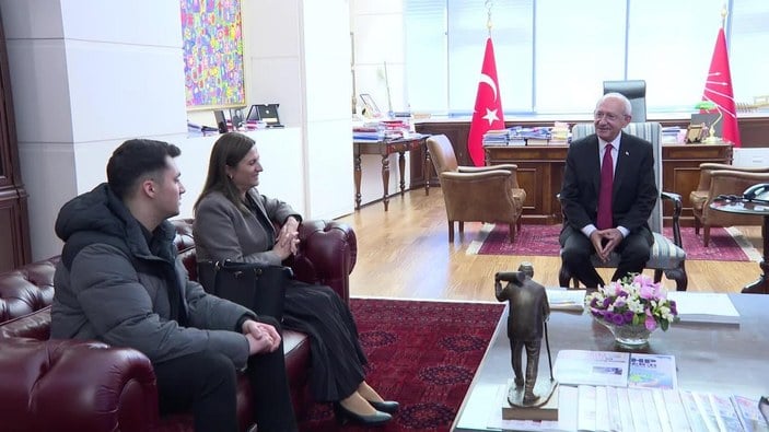 Eski Diyarbakır Barosu Başkanı Tahir Elçi'nin eşi Türkan Elçi CHP'ye katıldı
