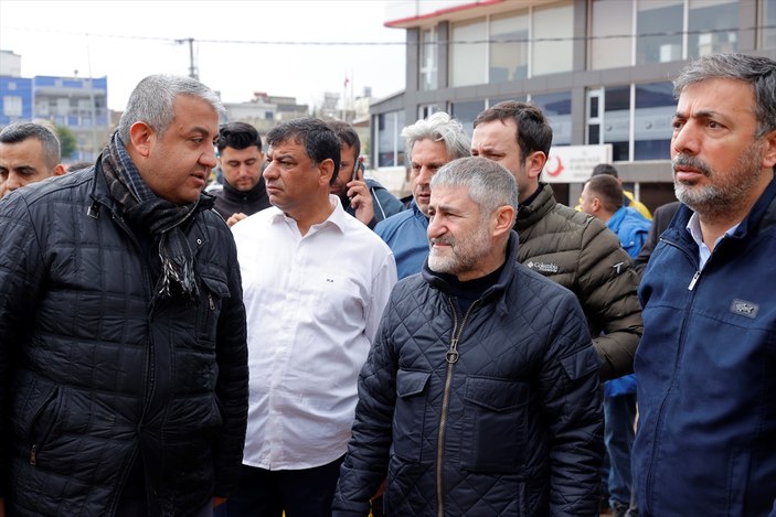 Hazine ve Maliye Bakanı Nebati, selden etkilenen Şanlıurfa'da incelemelerde bulundu