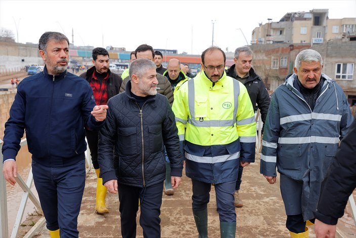 Hazine ve Maliye Bakanı Nebati, selden etkilenen Şanlıurfa'da incelemelerde bulundu