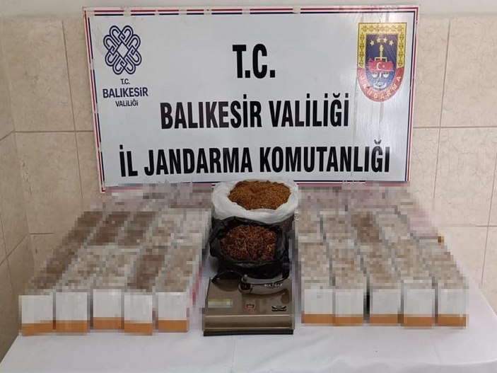 Balıkesir'de operasyon! Kaçak tütüne el konuldu