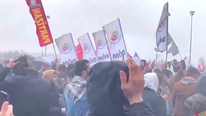 HDP'lilerin Nevruz kutlamasında PKK propagandası: Abdullah Öcalan için slogan atıldı