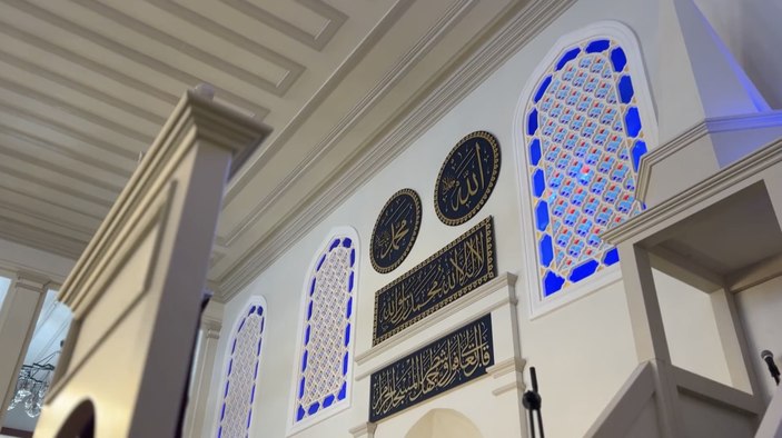 Hilmi Türkmen duyurdu! Vaniköy Camii yakında açılıyor