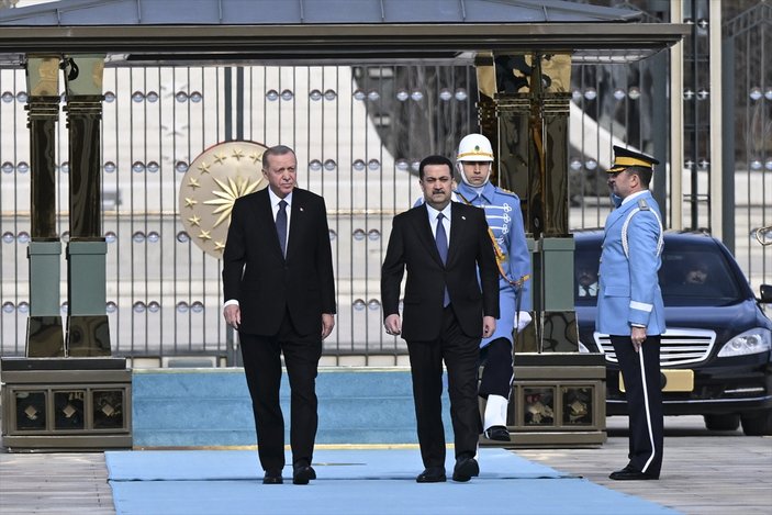 Cumhurbaşkanı Erdoğan, Irak Başbakanı es-Sudani'yi resmi törenle karşıladı