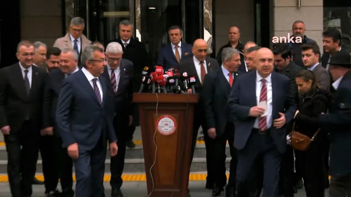 CHP'li Engin Özkoç ve İYİ Partili Dervişoğlu, HDP sorusunu duyunca apar topar kaçtı