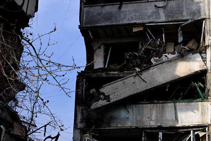 Ukrayna'da hüzünlü veda! Savaş için cepheye giden askerlerin aileleri duygusal anlar yaşadı