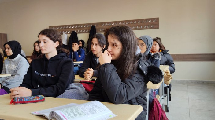 Depremin vurduğu Malatya'da, 12 bin 309 öğrenci dersbaşı yaptı #5