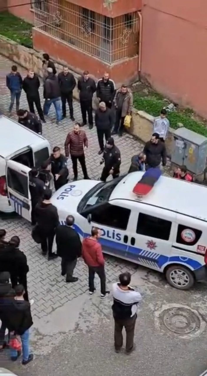 Siirt'te boşaltılan binaya giren 2 hırsızlık şüpheli yakalandı #1