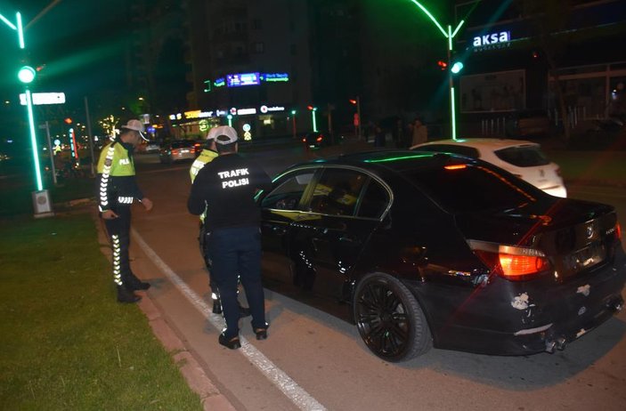 Adana'da abart egzoz kullanan sürücülere ceza yağdı