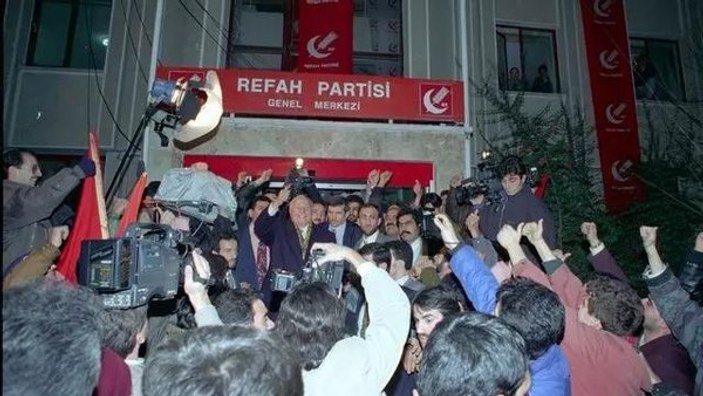 Fatih Erbakan: Merhum Erbakan Hocamızın makamında oturuyorsun dediler