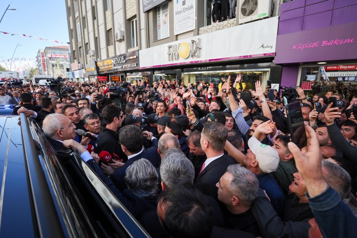 Konya'da Kemal Kılıçdaroğlu ve beraberindekilere yoğun ilgi