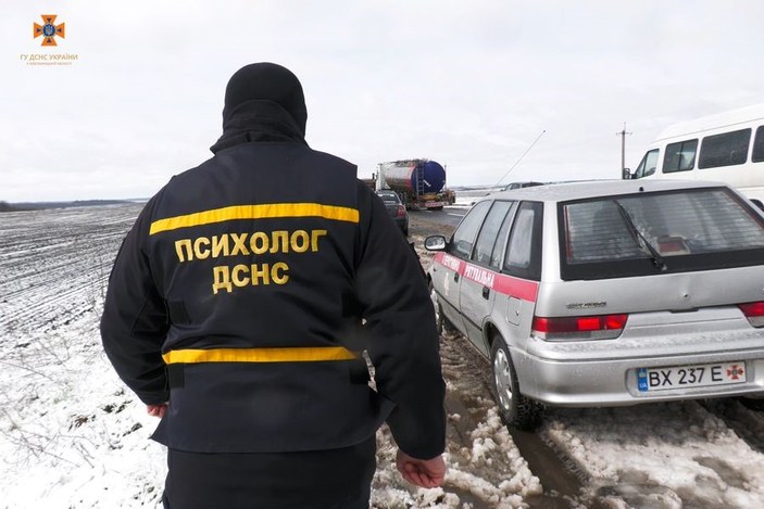 Ukrayna'da yolcu otobüsü kaza yaptı: 18 yaralı
