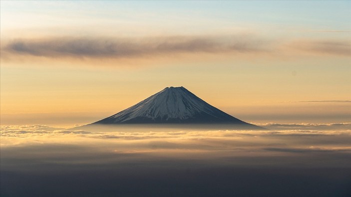 Japonya'da Fuji'nin patlaması halinde halk yürüyerek kaçacak