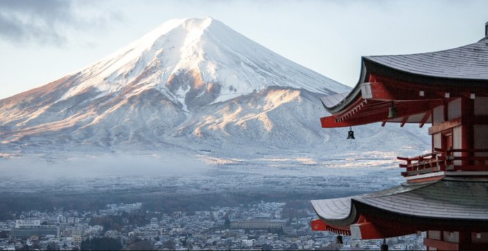 Japonya'da Fuji'nin patlaması halinde halk yürüyerek kaçacak