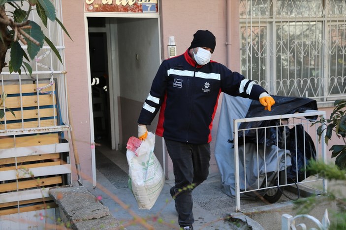 Konya'daki bir evden çıkan çöp miktarı şaşırtıcı: 5 kamyon!