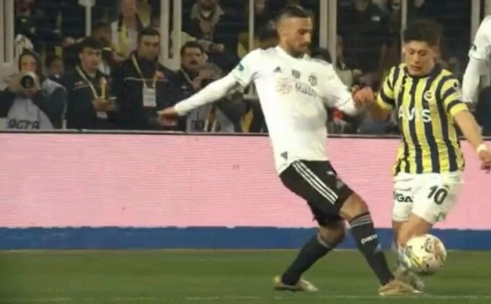 Fenerbahçe penaltı kazandı, Valencia golü attı