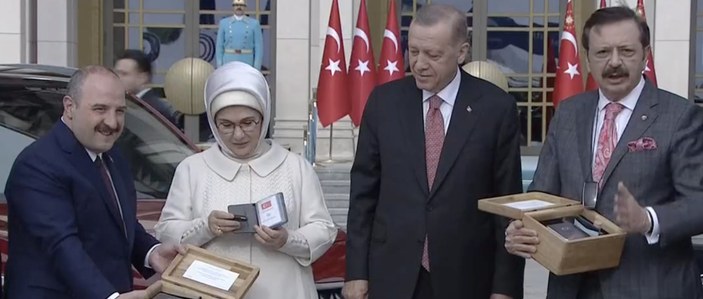 Cumhurbaşkanı Erdoğan'a teslim edilecek Togg'lar Külliye'de