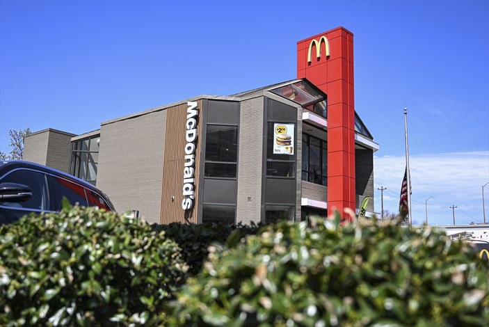 Fast food devi McDonald's'ın ABD ofisleri geçici olarak kapatıldı