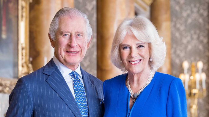 Kral Charles'in eşi Camilla'ya ilk kez