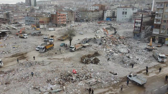 Depremin vurduğu Malatya’daki yıkım bir kez daha görüntülendi