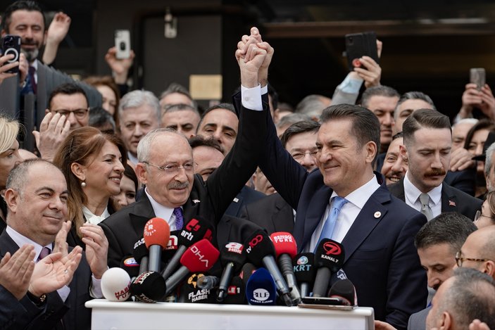 Mustafa Sarıgül CHP'nin listesinden milletvekili adayı oluyor