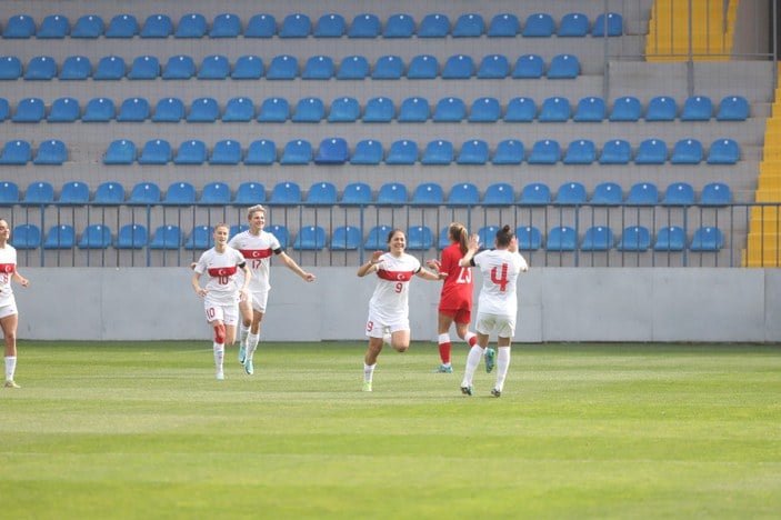 A Milli Kadın Futbol Takımı, Azerbaycan'ı tek golle mağlup etti