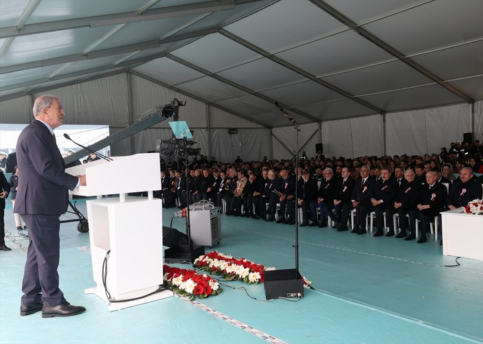 Hulusi Akar'dan TCG Anadolu yorumu: Cin şişeden çıktı