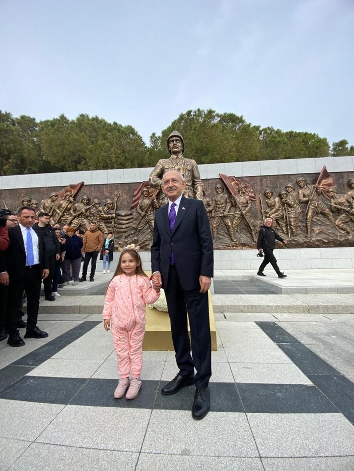 Kemal Kılıçdaroğlu'ndan Çanakkale Şehitler Abidesi’ne ziyaret