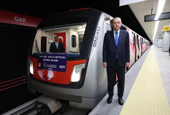 AKM-Gar-Kızılay Metro Hattı hizmete girdi