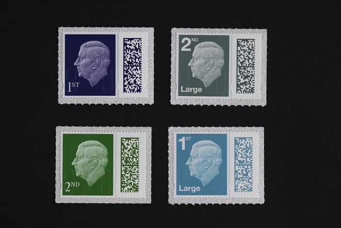 Kral Charles'ın resminin yer aldığı ilk pullar satışa çıktı