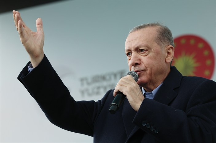 Cumhurbaşkanı Erdoğan, Malatya'da temel atma ve anahtar teslim töreninde