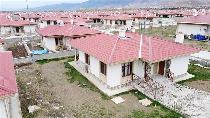 Erzincan'da depreme dayanıklı TOKİ konutları inşa edildi