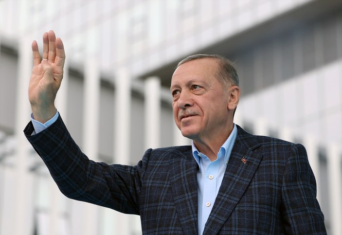 Cumhurbaşkanı Erdoğan: Bu ülkede hizmet etmek her babayiğidin harcı değildir