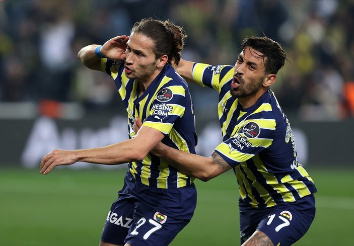 Fenerbahçe sahasında Ankaragücü'nü son dakika golüyle mağlup etti